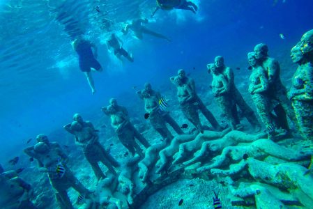 Lombok Gili Meno - Snorkeling Romantic Statue