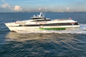 fast ferry eka jaya
